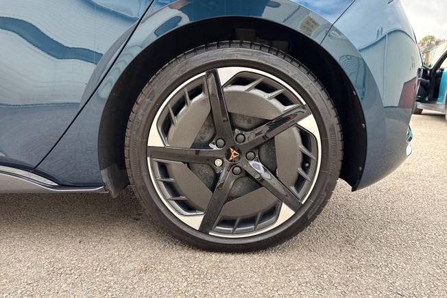 CUPRA Born Photo 24