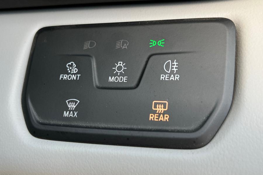 Ford EXPLORER Photo autoimg-b93aa149815abb84a1ec6f3d5b1d6d02fe43c897.jpg