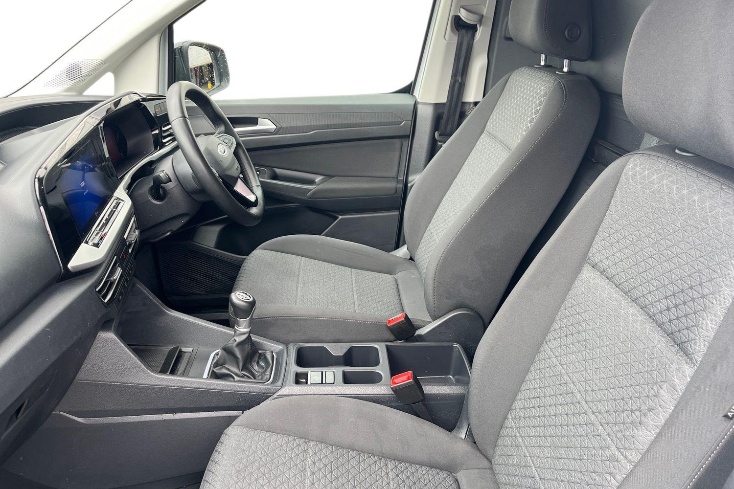 Ford TRANSIT CONNECT Photo 8
