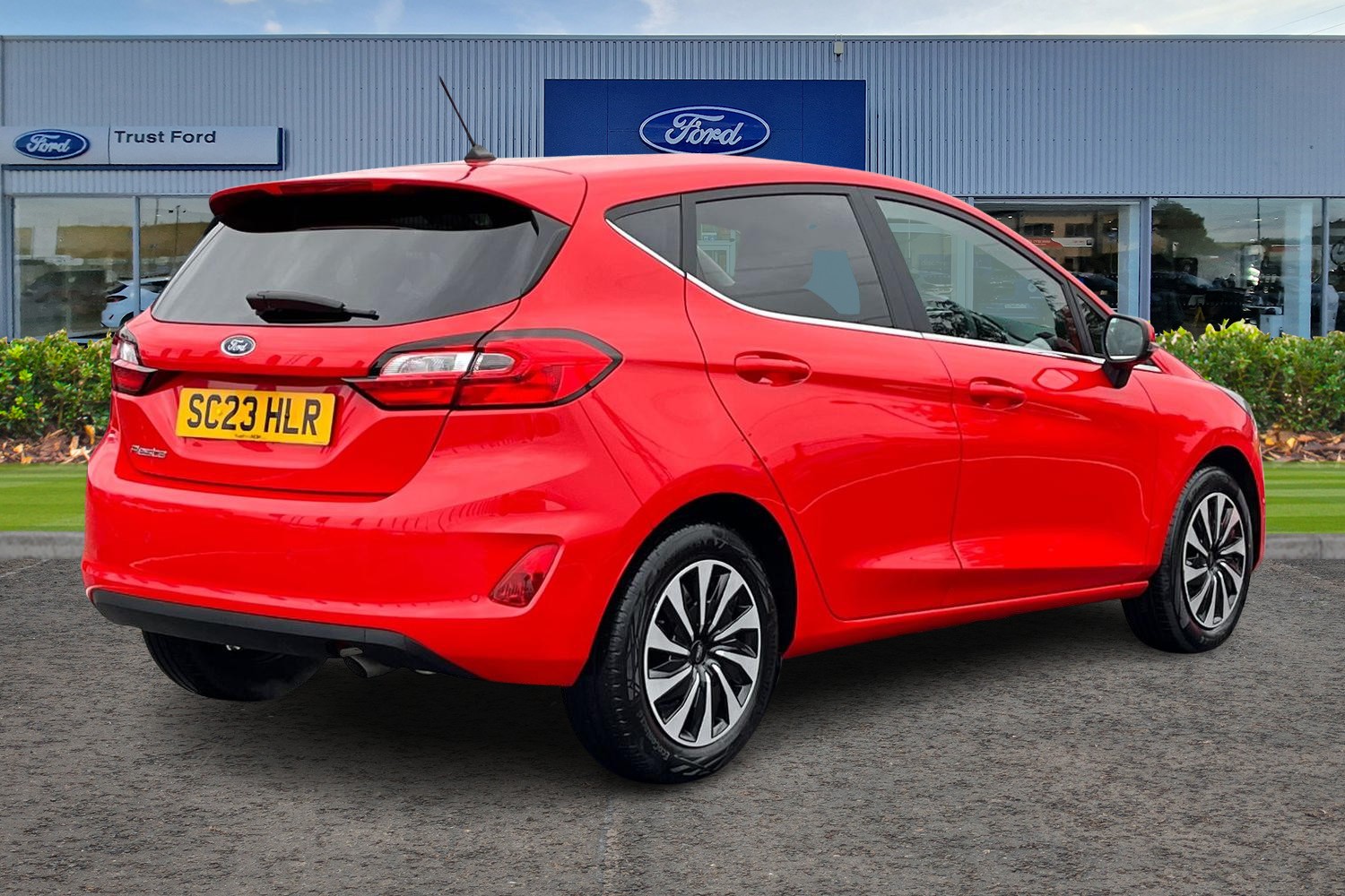 Ford Fiesta Photo 3