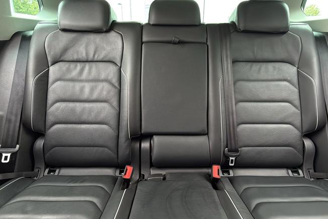 VOLKSWAGEN Tiguan Photo 40