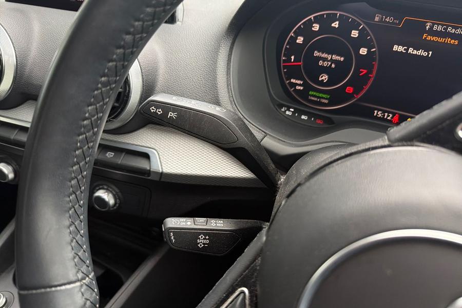 Audi Q2 Photo autoimg-b944edeb93bdb9811ee09a928e93718ec5c718e8.jpg