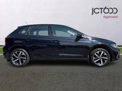 VOLKSWAGEN Polo Photo 4