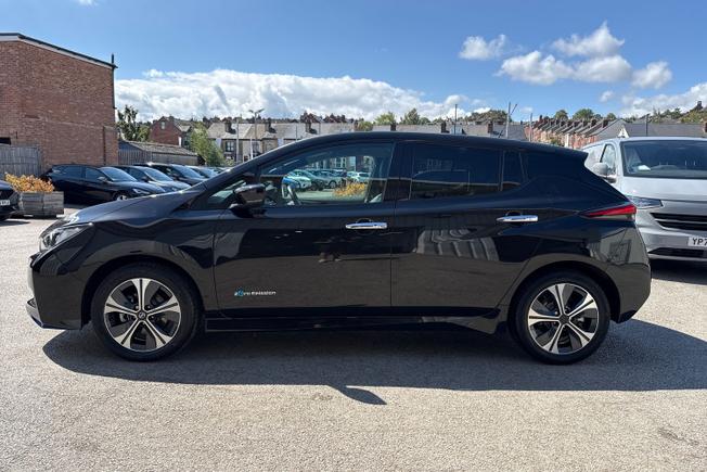 NISSAN Leaf Photo 25