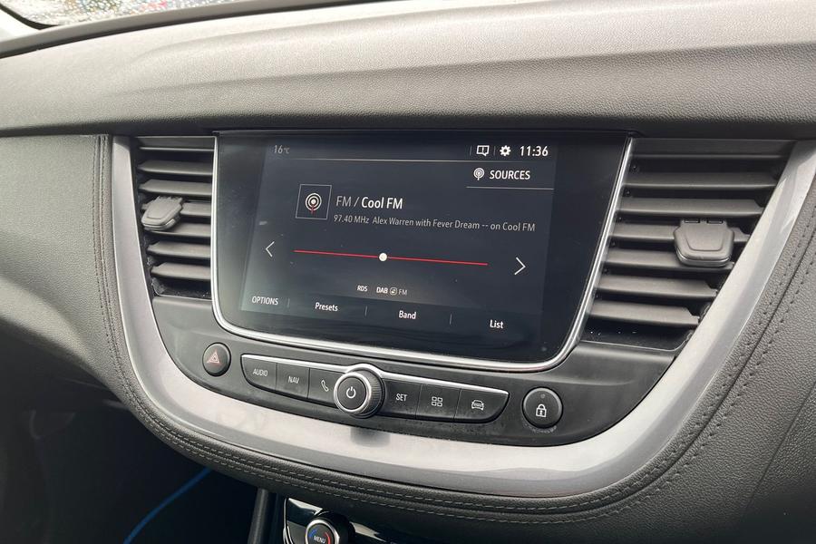 Vauxhall GRANDLAND X Photo autoimg-b94b51bbdb57c845642b31ce876b2a7052a43655.jpg