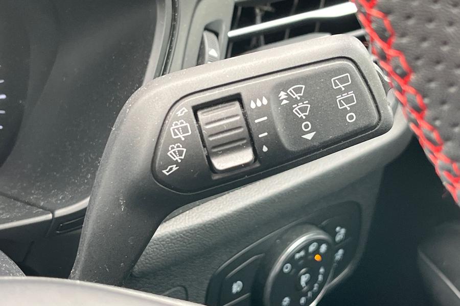 Ford Focus Photo autoimg-b94ca27064544d81e855f421ca550c6e65e30f3a.jpg