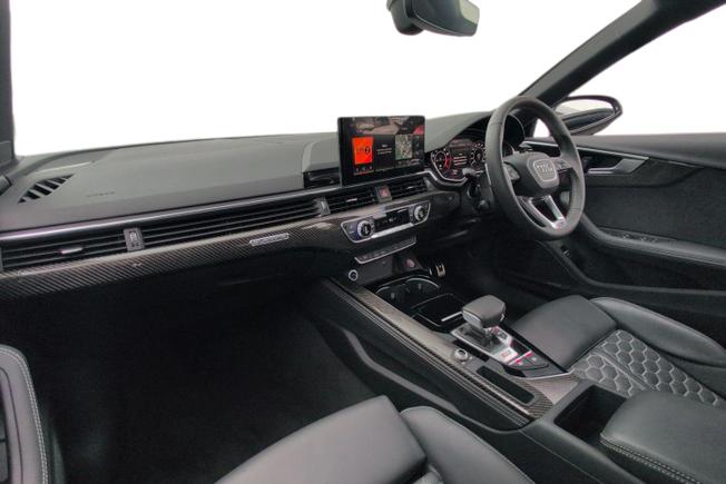 AUDI Rs4 Avant Photo 2