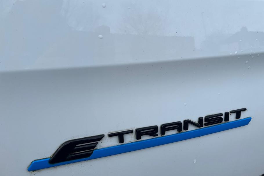 Used Ford E-TRANSIT CUSTOM MJ75WKO 19
