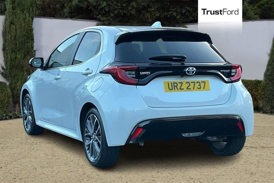 Toyota Yaris Photo autoimg-b95599b0eae9e88a82dec03144cb1f9d325ec576.jpg