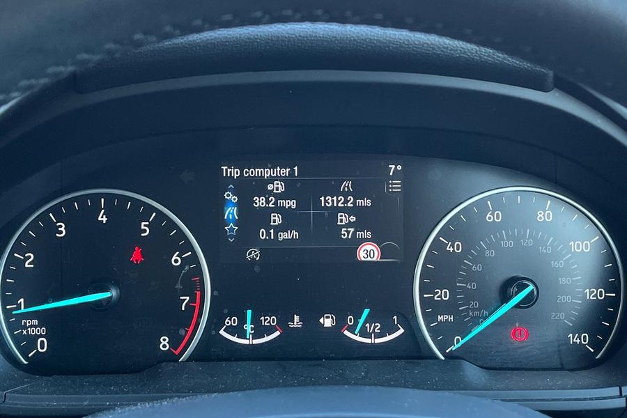 Ford EcoSport Photo autoimg-b955f2b161b23a9420187f46a47832619f88279a.jpg