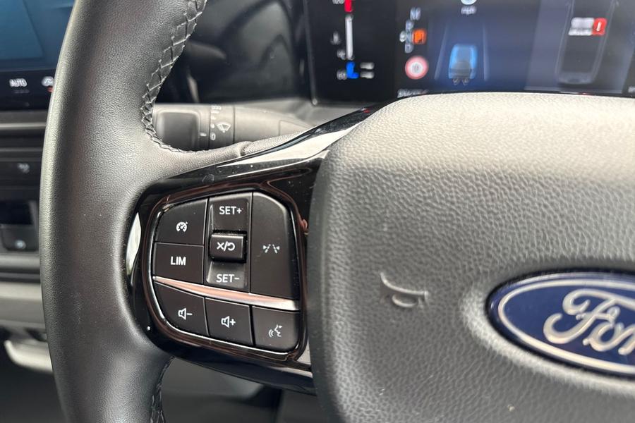 Ford TRANSIT CUSTOM Photo autoimg-b9574140f74b726229cb6989b90415cd1f7774f9.jpg