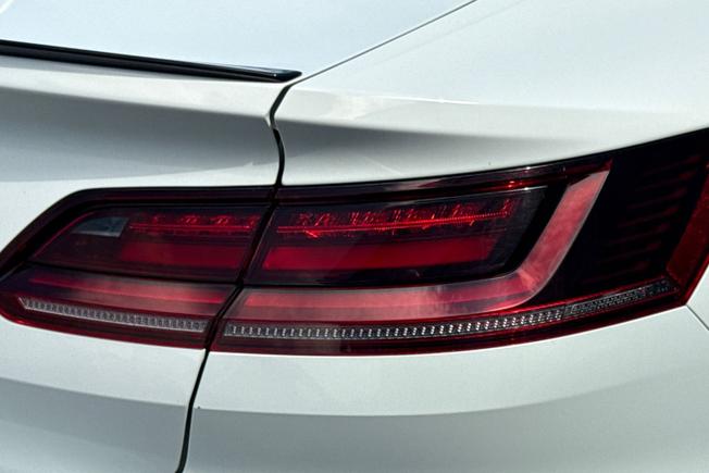 VOLKSWAGEN Arteon Photo 18