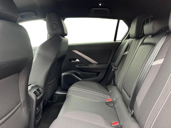 Vauxhall Astra Photo autoimg-b95b5ebda7edae9c996ba5428fe6d387b4794953.jpg