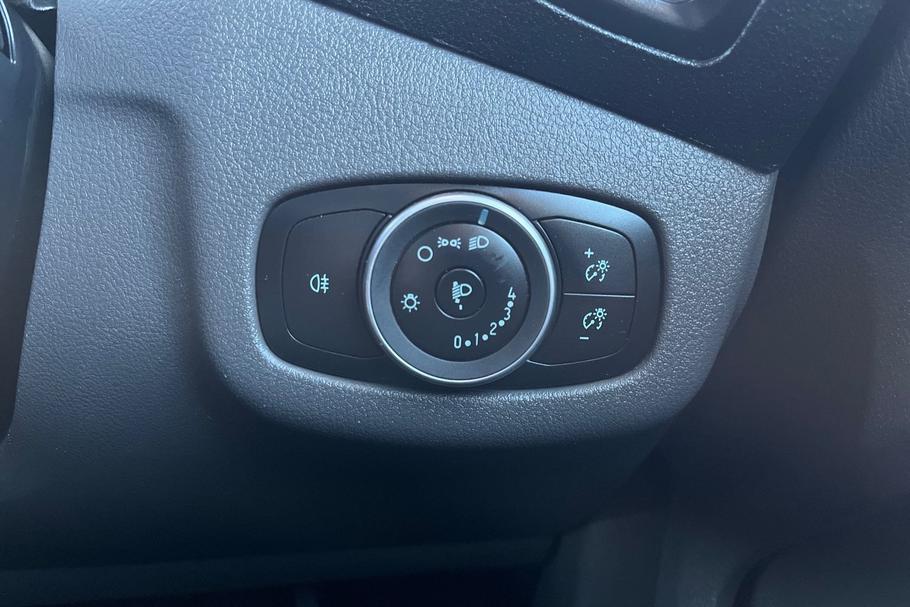 Used Ford TRANSIT CONNECT 8