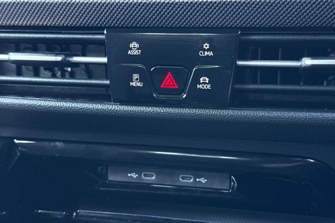 Volkswagen Golf Photo 45