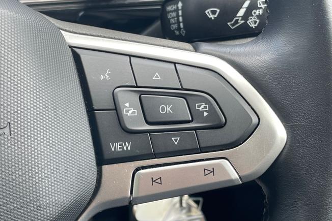 VOLKSWAGEN T-Cross Photo 17