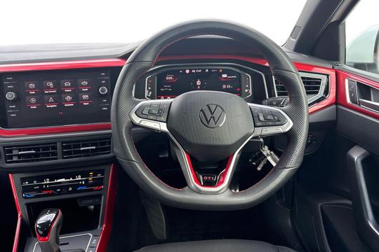 Volkswagen Polo Photo autoimg-b962334a58e487e0d3a70ca143ba274dda3da901.jpg