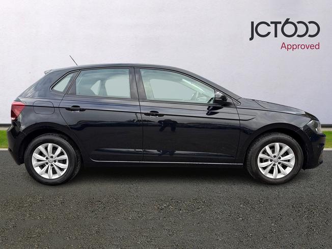 VOLKSWAGEN Polo Photo 4