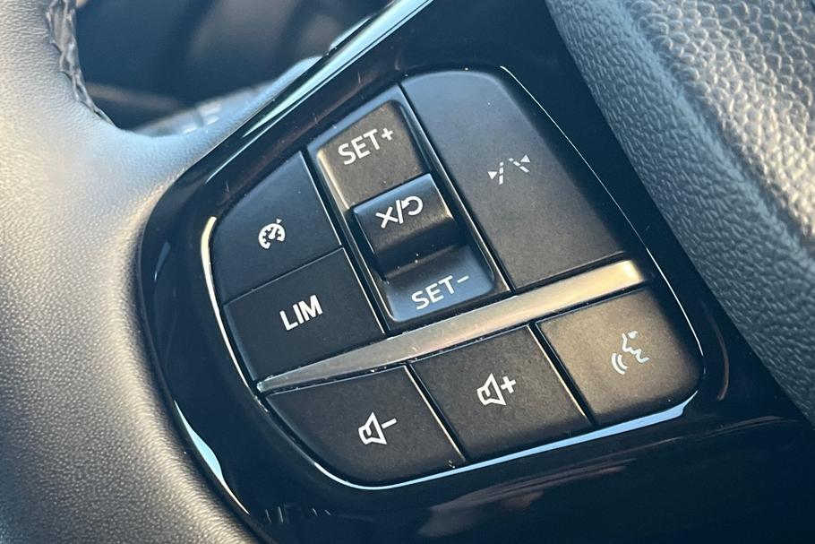 Used Ford TRANSIT CUSTOM 18