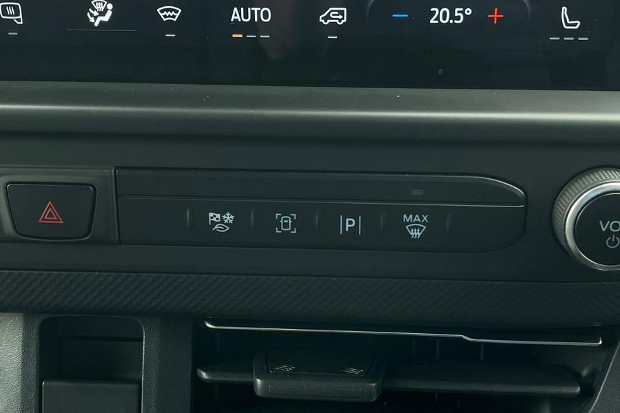 Ford TRANSIT CUSTOM Photo autoimg-b97246efa1a9c0592d676daa2e35e93d9cc2a674.jpg