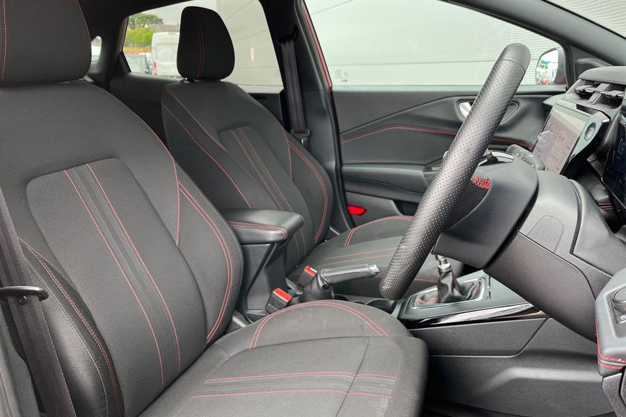 Ford PUMA Photo autoimg-b976ea7d8eb26a9422e2b87e8a449f2ddb1a0851.jpg