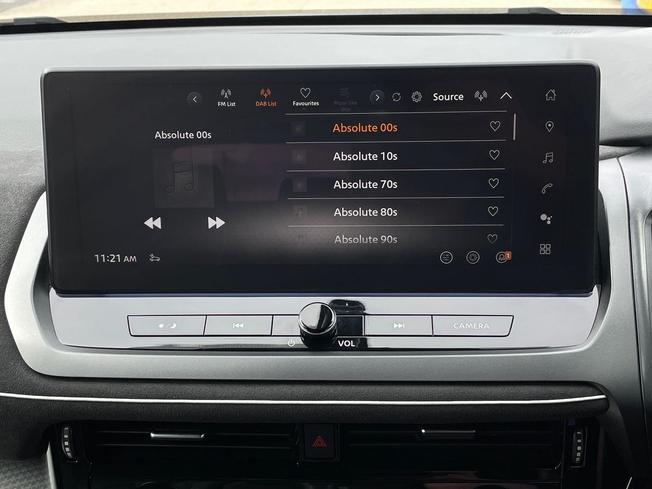 NISSAN Qashqai Photo 13