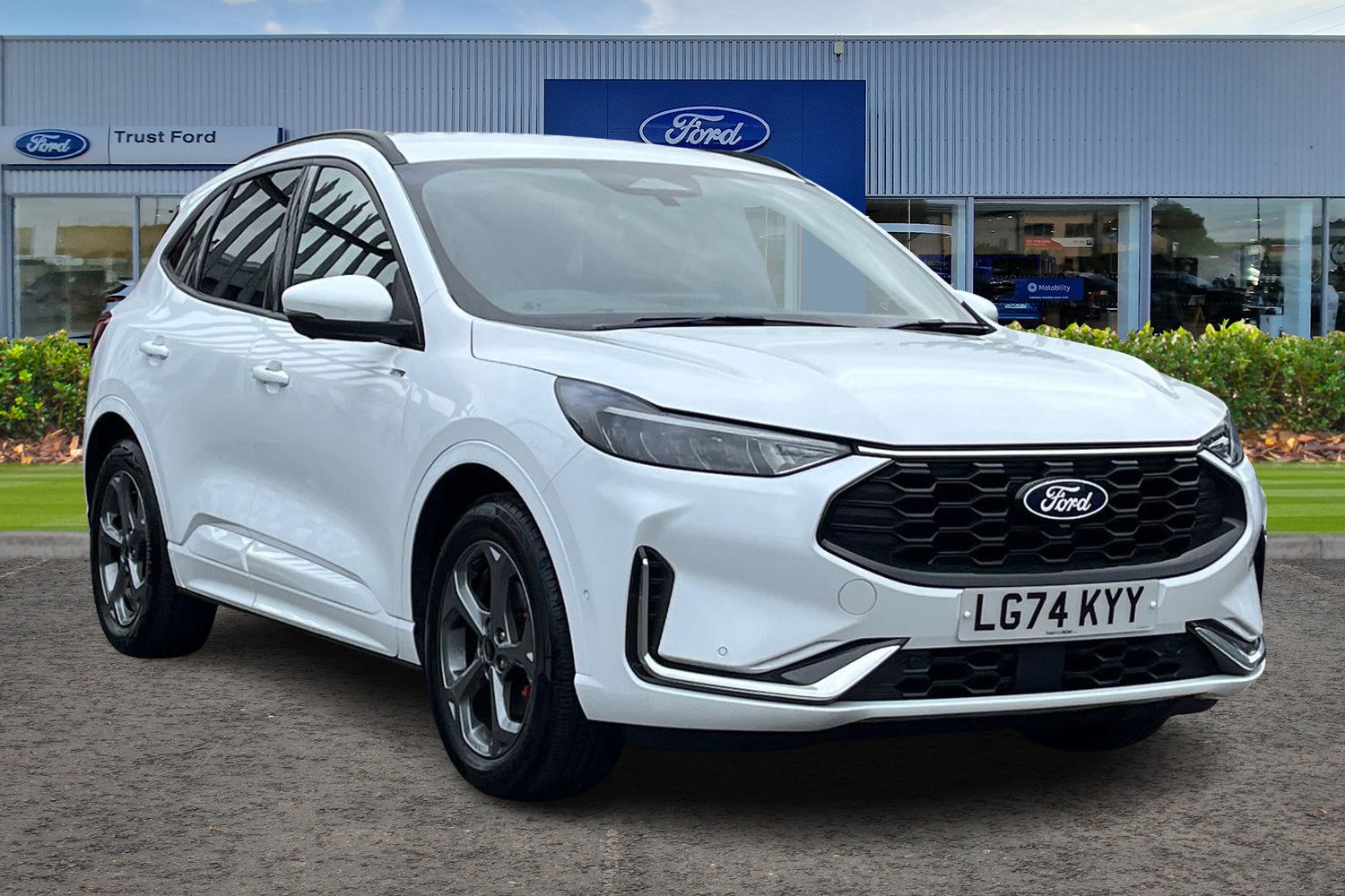 Ford KUGA Photo 0