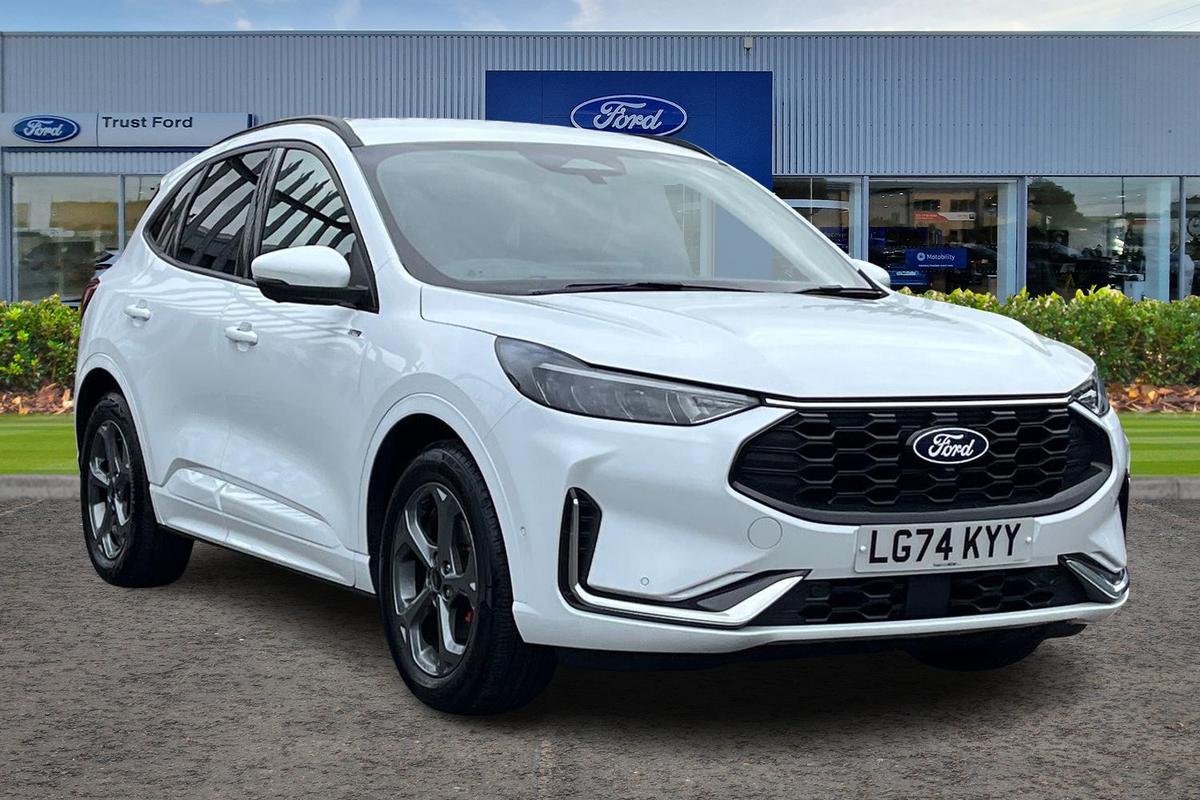 Ford Kuga listing photo