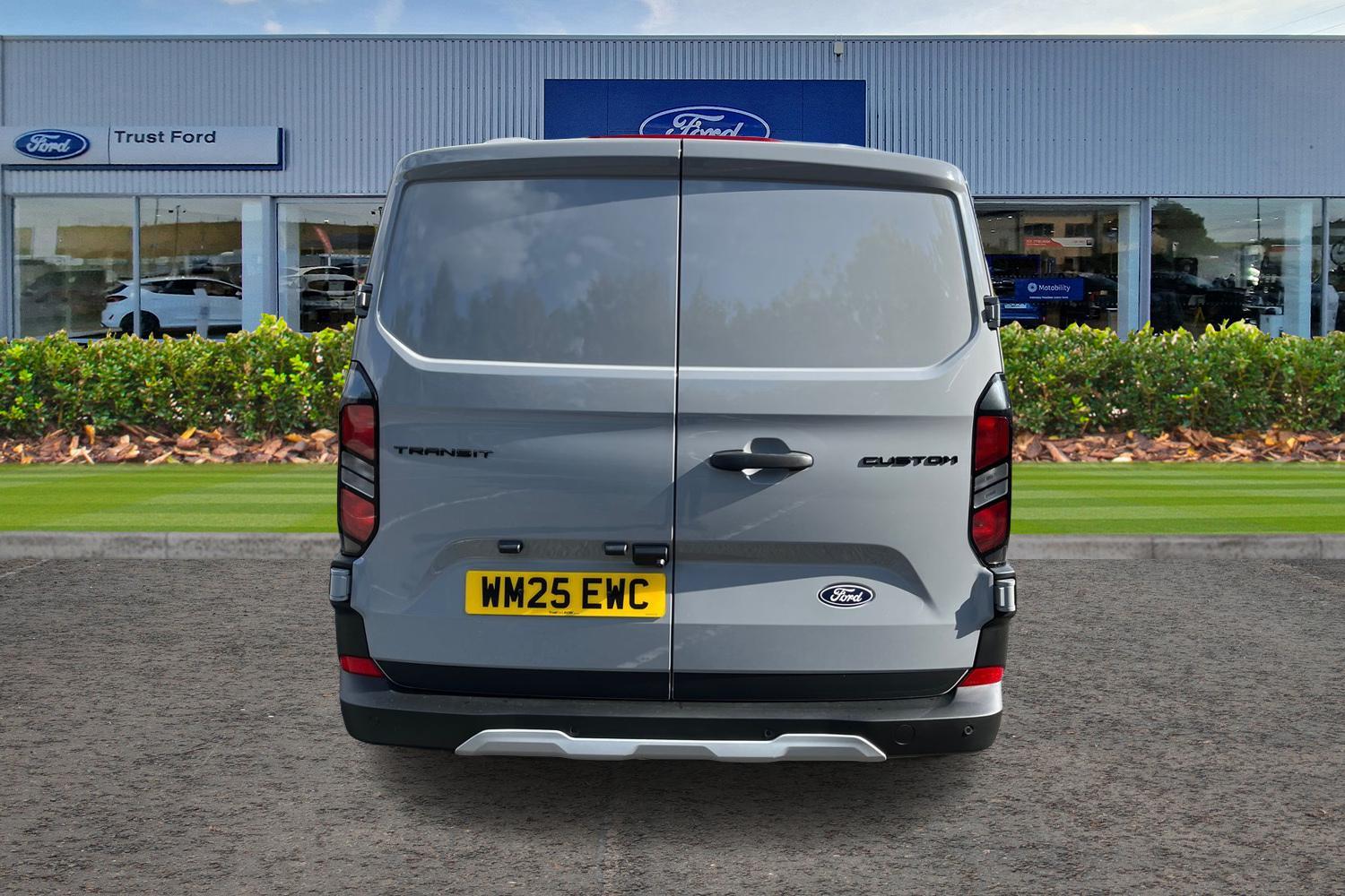 Ford TRANSIT CUSTOM Photo 12