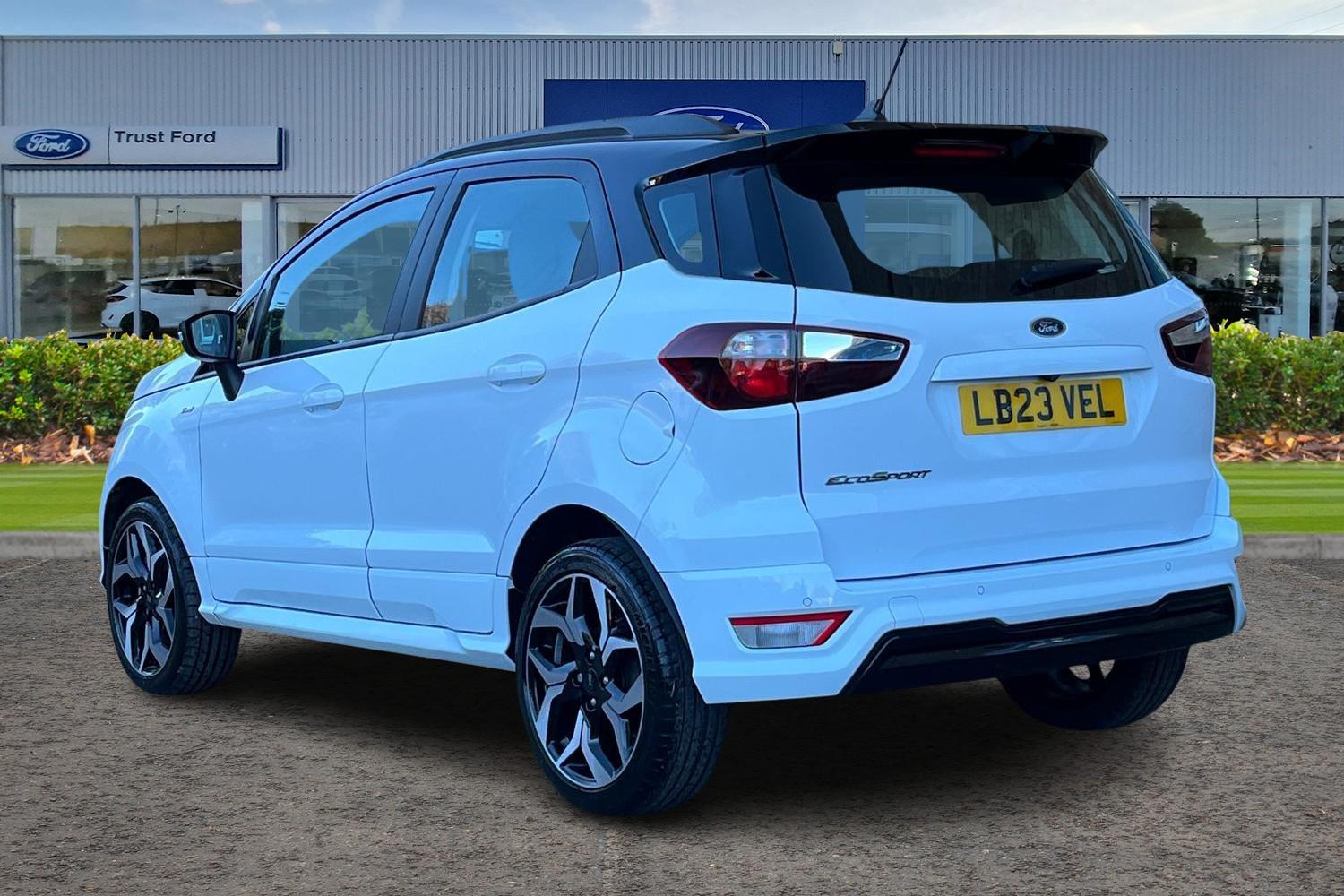 Ford ECOSPORT Photo 1