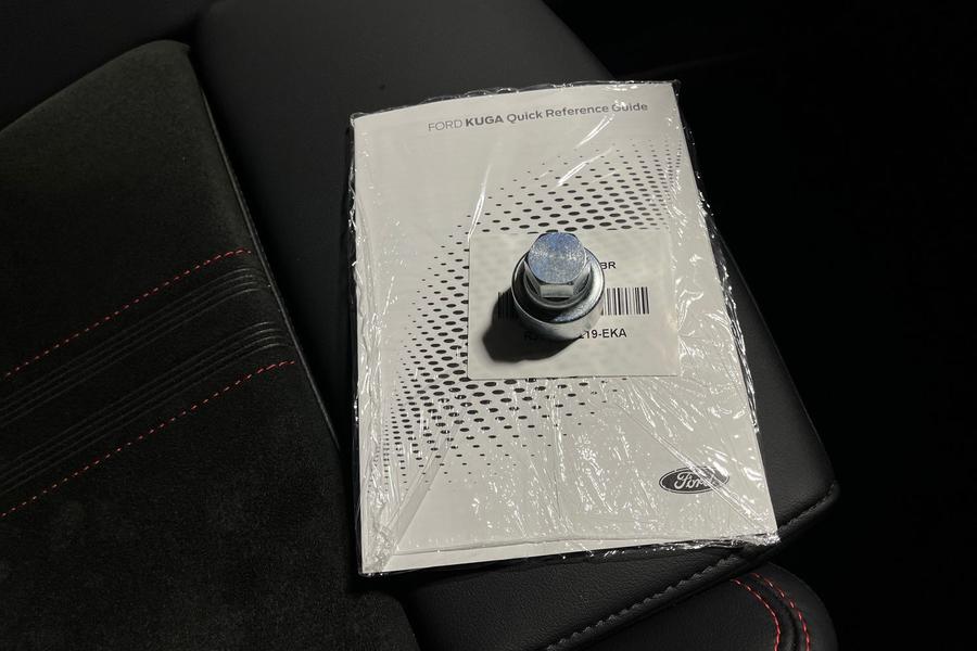 Ford KUGA Photo autoimg-b98893ef4a9ad25ad94fa1658668c8ca7151a044.jpg