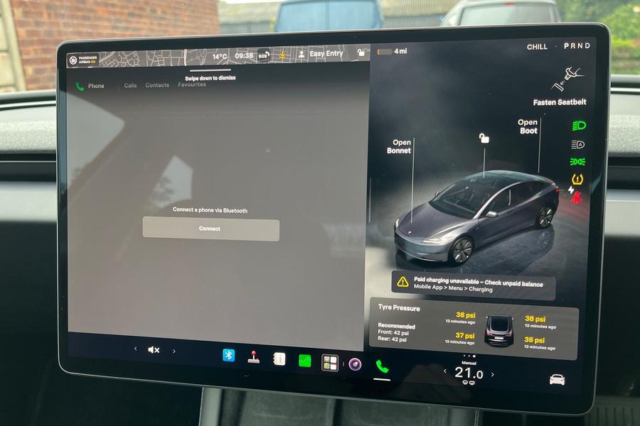 TESLA MODEL 3 Photo autoimg-b98e9c9ec780648faac9dabe801f5e9ca5d7605d.jpg