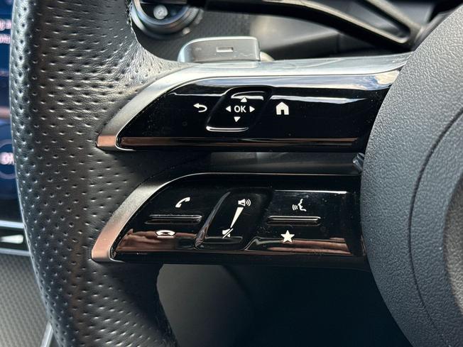 MERCEDES-BENZ Glc Photo 16
