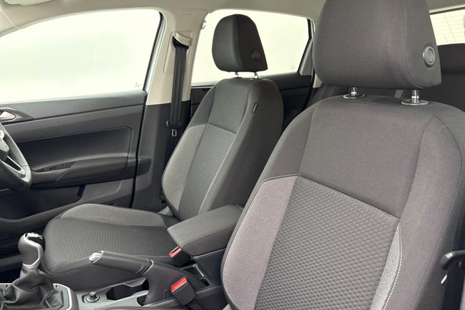 VOLKSWAGEN Polo Photo 28