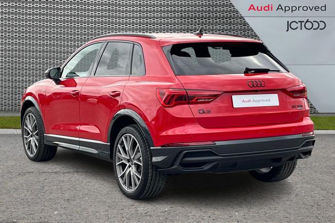 AUDI Q3 Photo 3