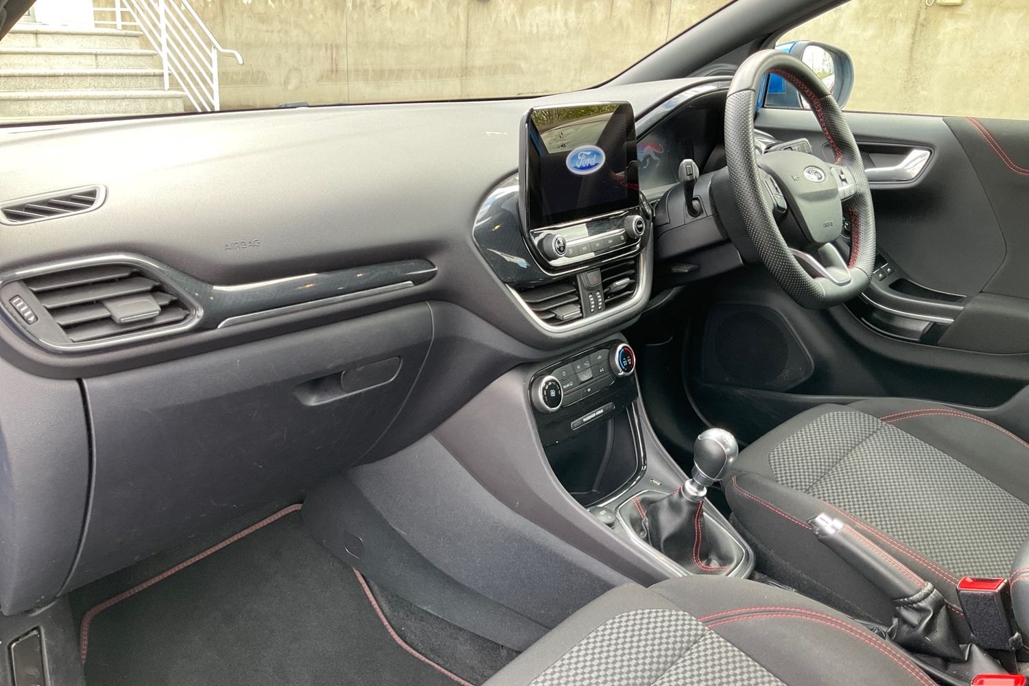 Ford PUMA Photo 17