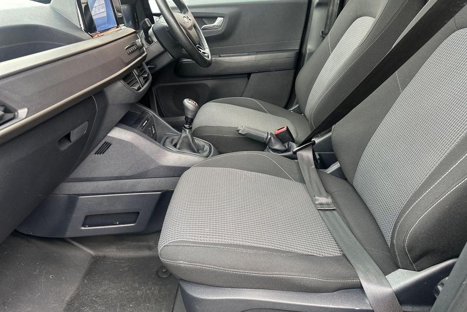 Used FORD TRANSIT COURIER HS24XGT 9