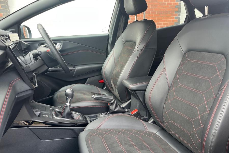 Ford PUMA Photo autoimg-b9aed795c68f2270fe8bd127ee0aed740846333c.jpg