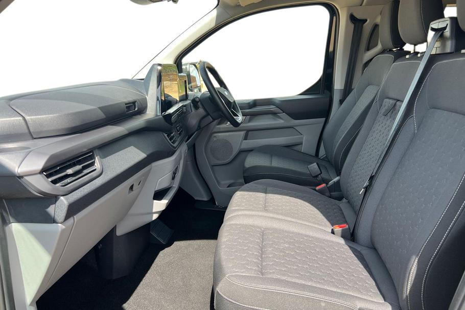 Used Ford TOURNEO CUSTOM WN26TWY 10