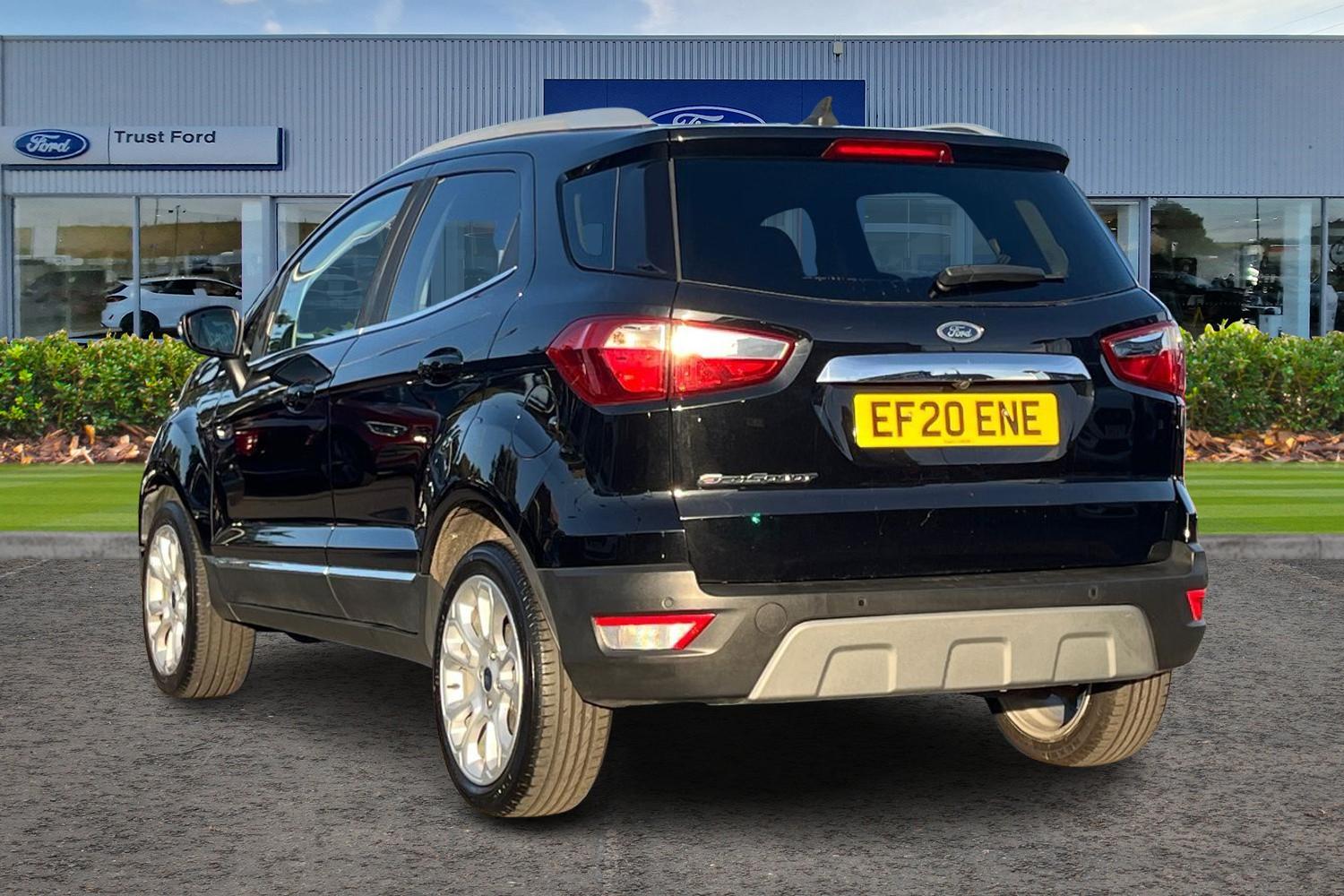Ford EcoSport Photo 1