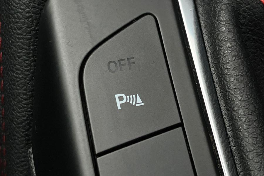 Ford Kuga Photo autoimg-b9b90b81a26aa9b17bed69892de2a5b57709ad10.jpg