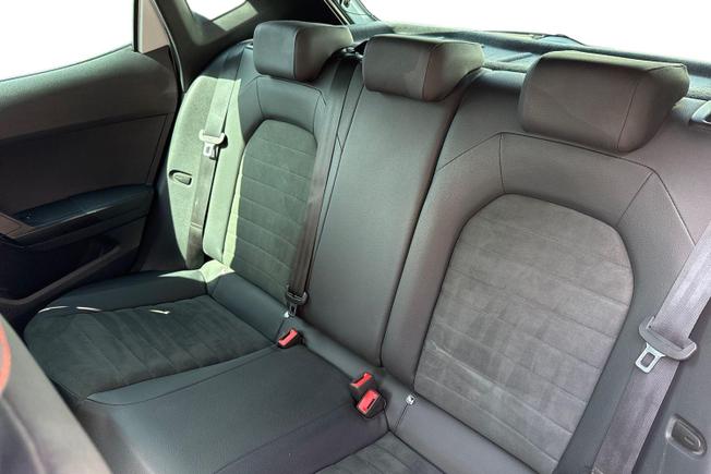 SEAT Ibiza Photo 9
