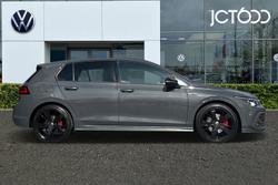 VOLKSWAGEN Golf Photo 4