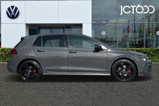 VOLKSWAGEN Golf Photo 4