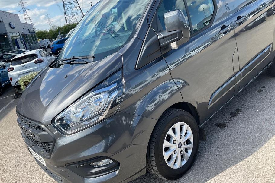 Used FORD TRANSIT CUSTOM YH72CVU 24