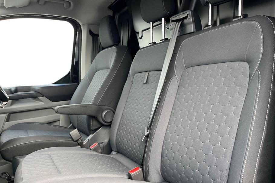 Used Ford TRANSIT CUSTOM LMZ4010 11