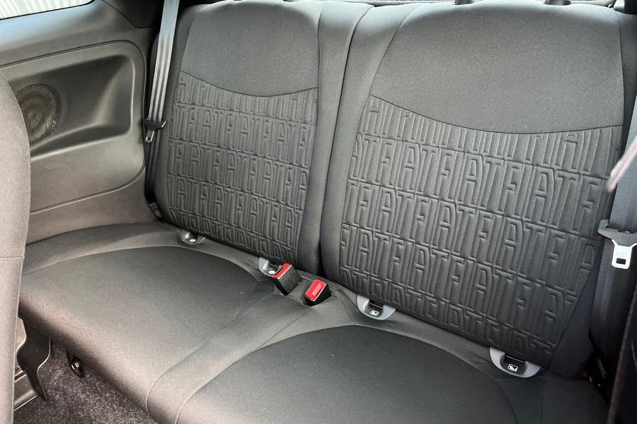Fiat 500 Photo autoimg-b9c4174cf7b37d94ce4bdaeb40b99580990e3a4a.jpg