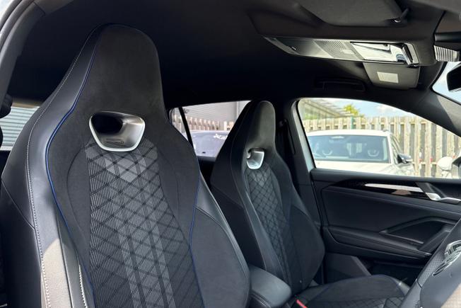 VOLKSWAGEN Tiguan Photo 29
