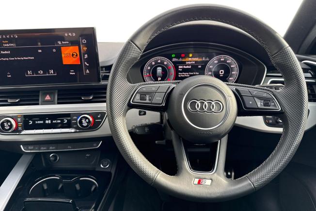 AUDI A4 Avant Photo 11