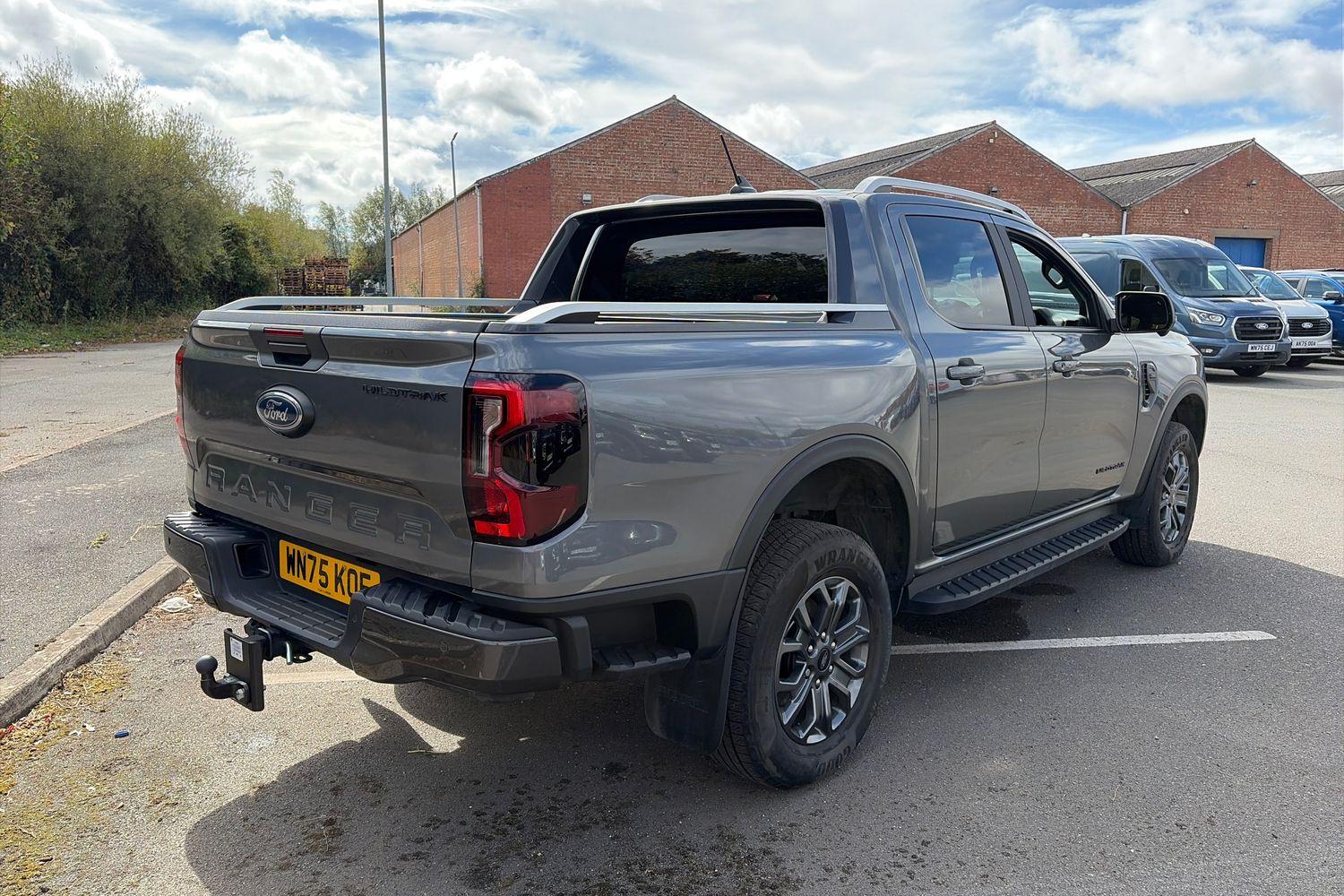 Ford RANGER Photo 21